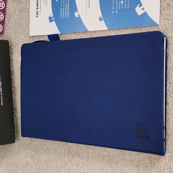 The simple elephant daily planner - Picture 3 of 8